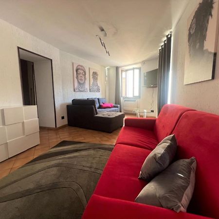 Apartment In Central Square With Lake View Lenno Buitenkant foto