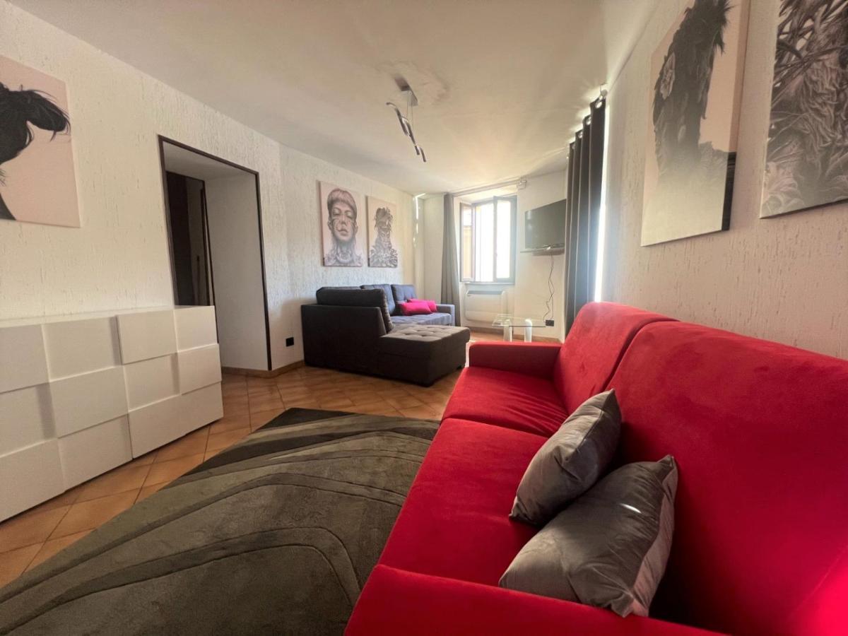 Apartment In Central Square With Lake View Lenno Buitenkant foto