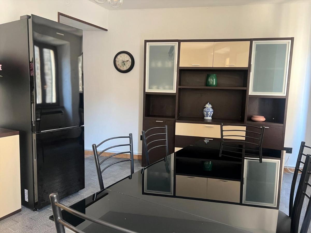 Apartment In Central Square With Lake View Lenno Buitenkant foto
